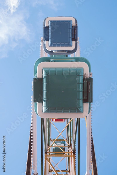 Fototapeta wheel against blue sky