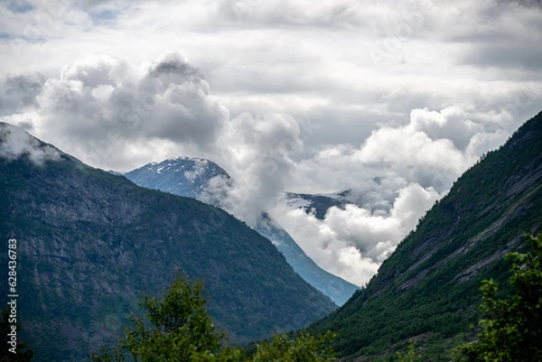 Obraz Wolken in den Bergen
