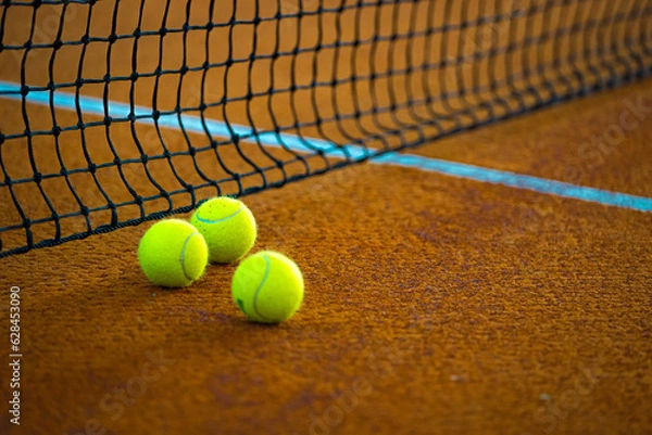 Obraz tennis balls and net