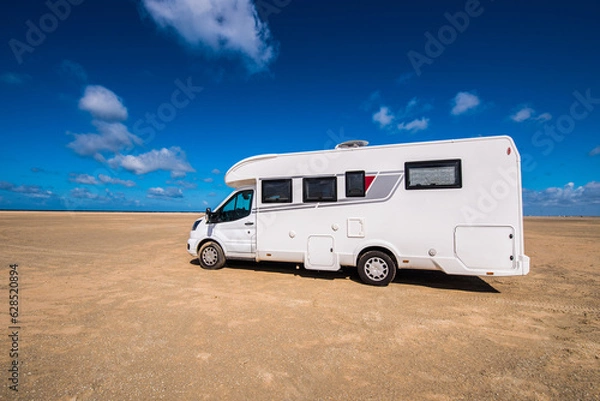 Obraz Wohnmobil auf Sandstrand