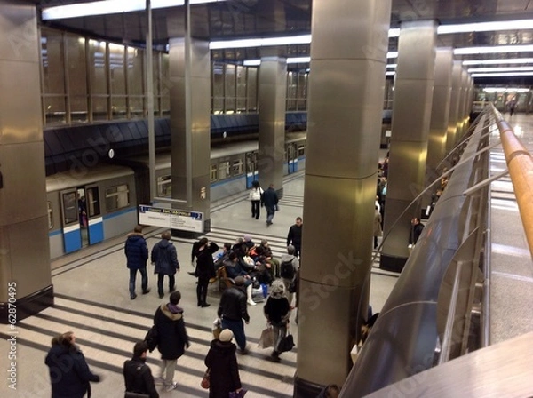 Fototapeta московское метро, открытие дверей поезда