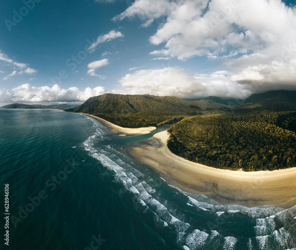 Fototapeta An aerial view of Myall Beach at Cape Tribulation in daintree national park in Tropical North Queensland, Australia