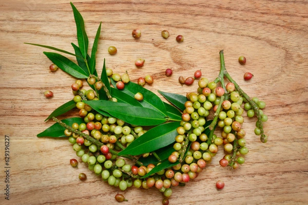 Fototapeta Buni fruit, Antidesma bunius, is useful for maintaining immunity and as an antioxidant for the body. 