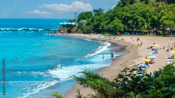 Fototapeta  Camping beach by the sea. Summer vacation activities. Beygir Kumu Beach Giresun Turkey 