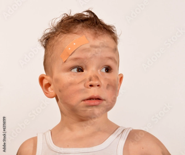 Obraz kleiner junge verträumt