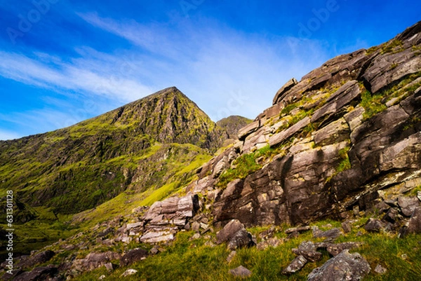 Obraz Carrauntoohil Summit and The Hag's Tooth