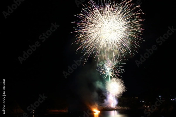 Obraz 真夏の風物詩 花火大会 堂ヶ島火祭り
