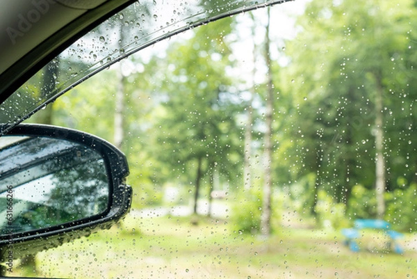 Fototapeta 車　雨　アウトドア　外出