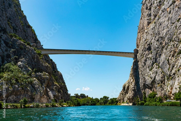Obraz View of Cetina river around Omis (Almissa) city, Dalmatia, Croatia/ new bridge