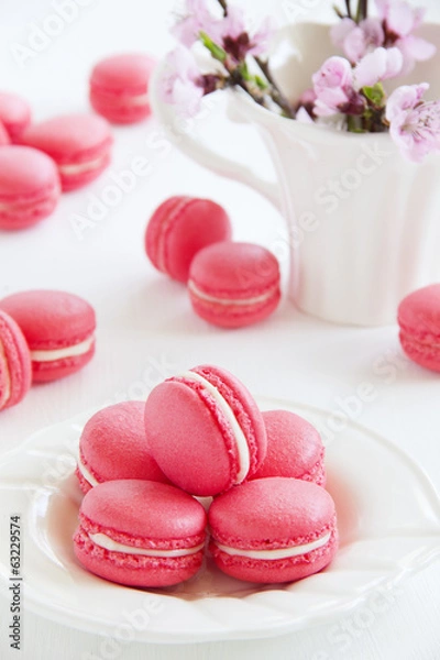Fototapeta Makarons - with strawberry cream.