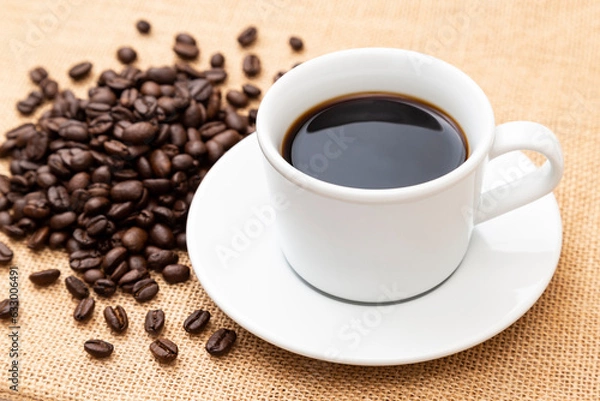Fototapeta 麻布に置かれたコーヒー