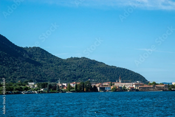 Fototapeta lake iseo villages on the shores of lake lovere iseo and monte isola