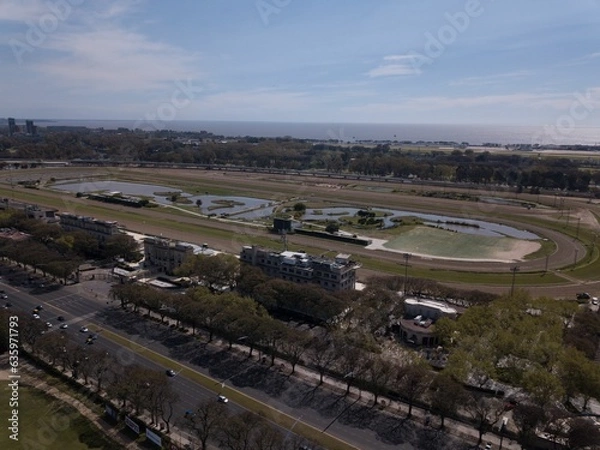 Fototapeta a view from the sky at a track with a long white line