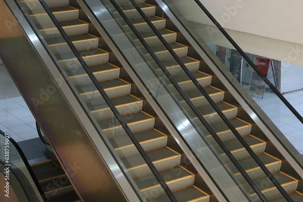 Obraz escalator in the mall