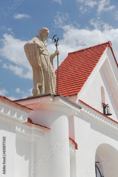Fototapeta Monk sculpture in Camaldolese Wigry monastery