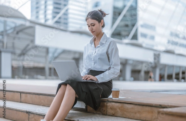 Obraz Graduate immersed in real research, hands-on learning, creative discovery, expanding horizons.