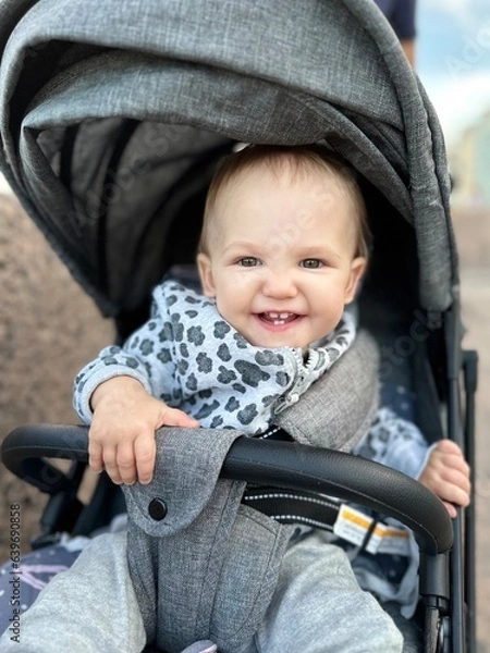 Fototapeta baby in car seat