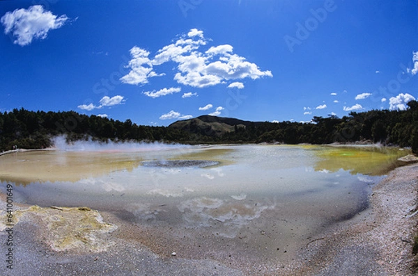 Obraz A reflection of sulfur