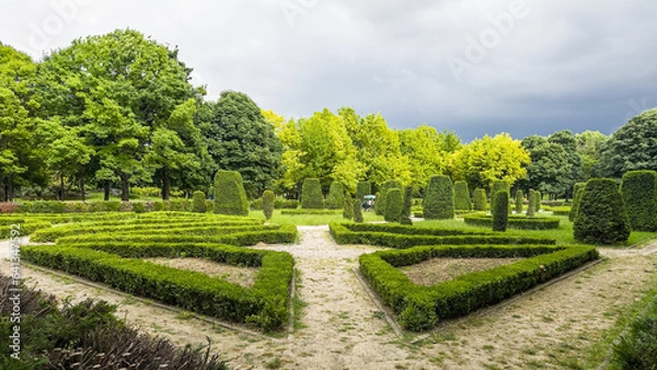 Fototapeta Park view on a sunny day. , people take a stroll in the parks for a weekend event in the spring. Botanical Park, Bursa, Turkey.