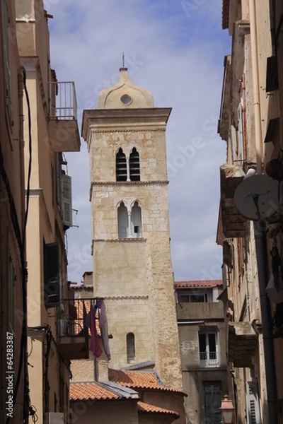 Fototapeta un clocher de Bonifacio