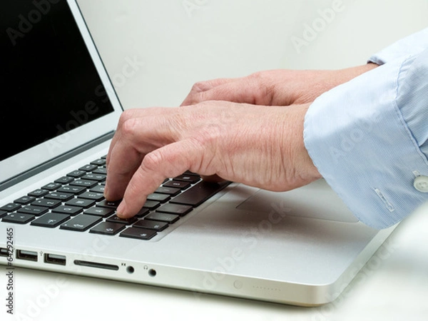 Obraz Laptoptastatur mit Händen