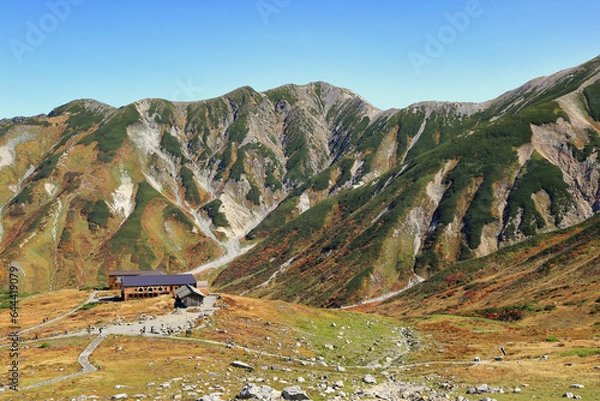 Obraz 秋の室堂山展望台の登山道から望む室堂平方面の景色