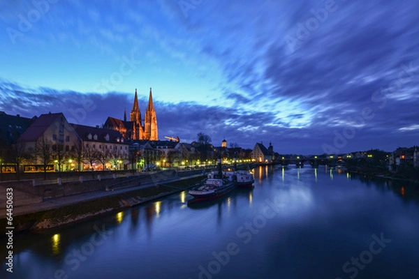 Fototapeta The blue Danube river