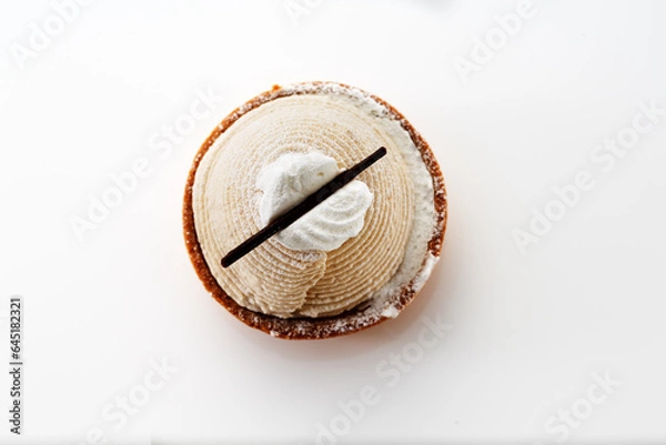 Obraz おしゃれな形の美味しそうなモンブランのケーキ