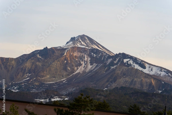 Fototapeta 春を迎える磐梯山