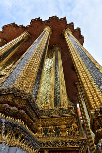 Fototapeta Phra Mondop in Grand Palace, Bangkok, Thailand. - Phra Mondop is a Buddhist library that was build in 1789, holds the Canon of Buddha, sacred scriptures written on palm leaf.