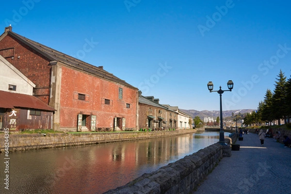 Obraz 푸른 하늘 아래의 일본 오타루 운하