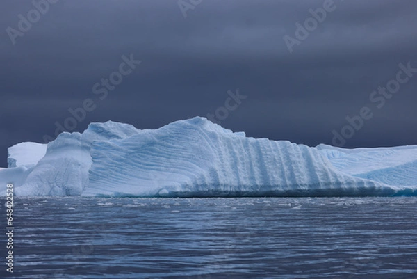 Obraz iceberg in Antarctica