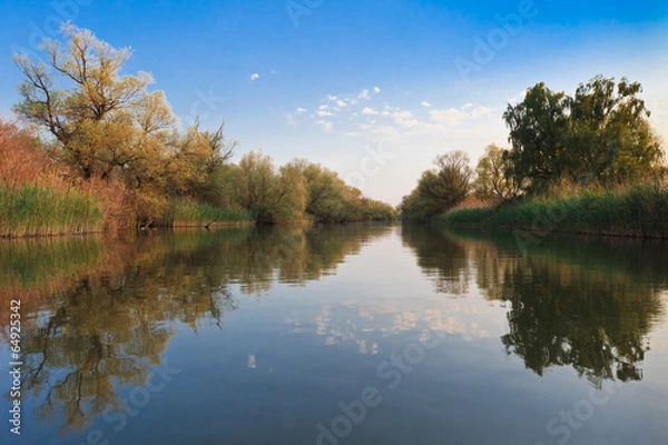 Fototapeta reflections on lake