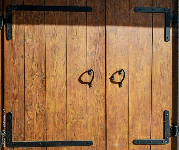 Obraz old door handle shadow in heart