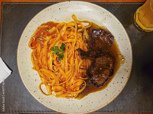 Obraz pasta with meat 