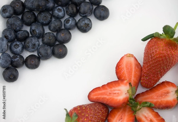 Obraz strawberries and Blueberries