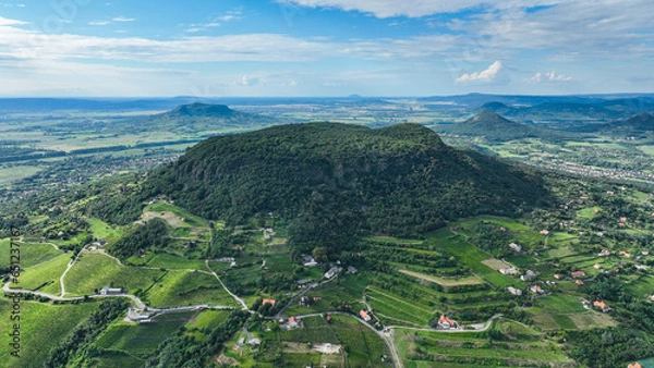 Obraz view of the mountains badacsony at balaton