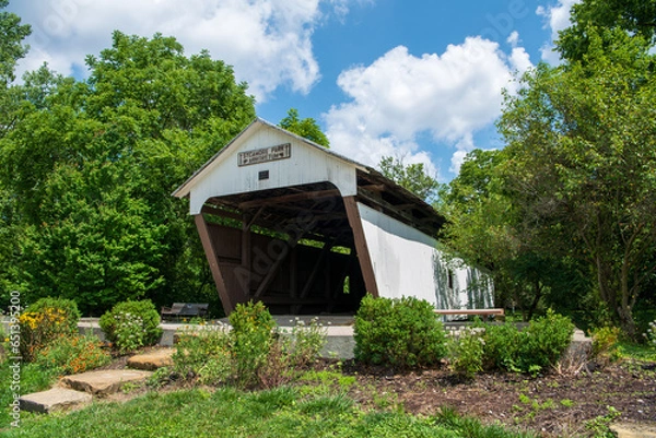 Fototapeta Zeller-Smith Covered Bridge in Fairfield County, Ohio