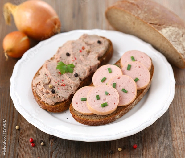Obraz Belegte Roggenbrote mit Fleischwurst und  Leberwurst