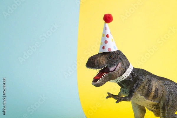 Fototapeta a dinosaur, dressed up in lace and a paper party hat