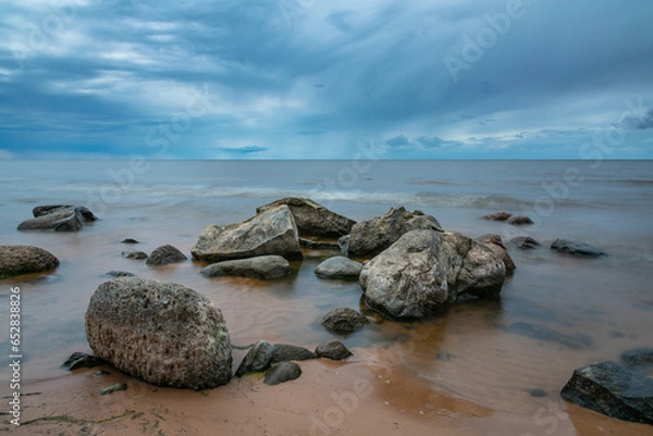 Fototapeta Stones covered with sea blanket