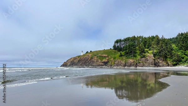 Obraz Lighthouse view from the beach