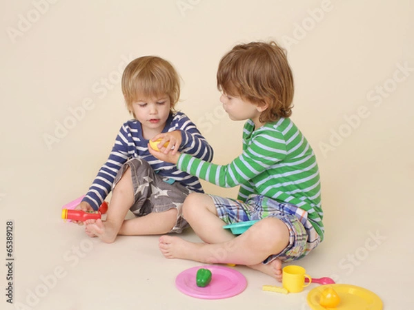 Obraz Children Sharing Pretend Food