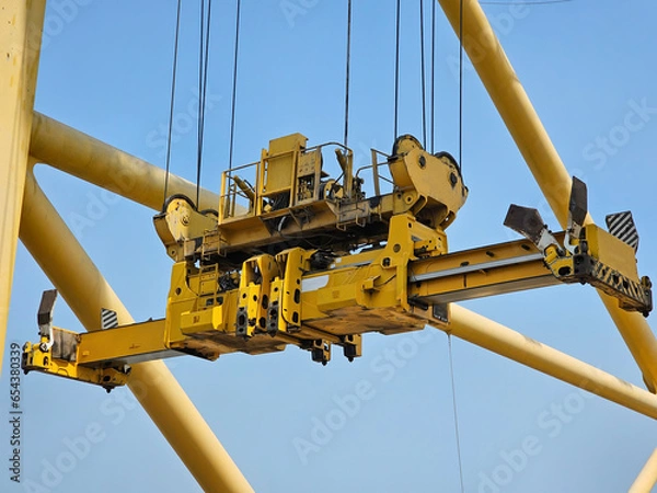 Obraz Spreader of the transtainer from the close distance
