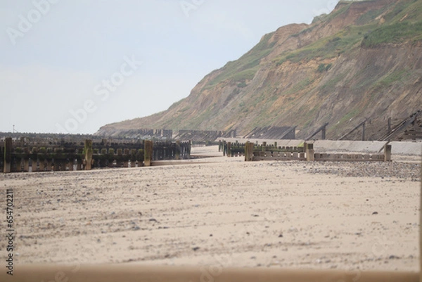 Fototapeta Beach and cliff
