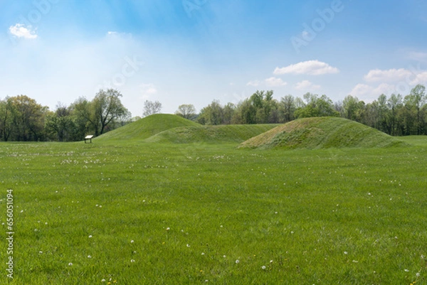 Fototapeta Hopewell Culture National Historical Park with earthworks and burial mounds from indigenous peoples who flourished from about 200 BC to AD 500. Mound City group in Chillicothe, Ohio.