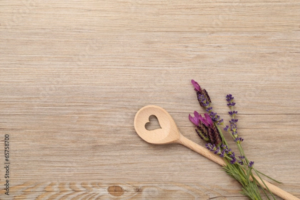 Fototapeta Kochenlöffel mit Herz