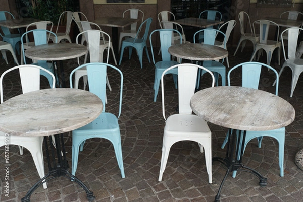 Fototapeta Sedie e tavolo