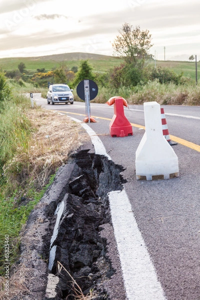 Obraz Crollo stradale