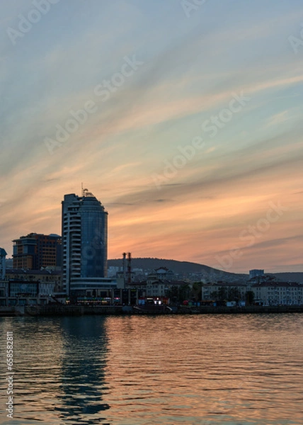 Obraz sunset over the city